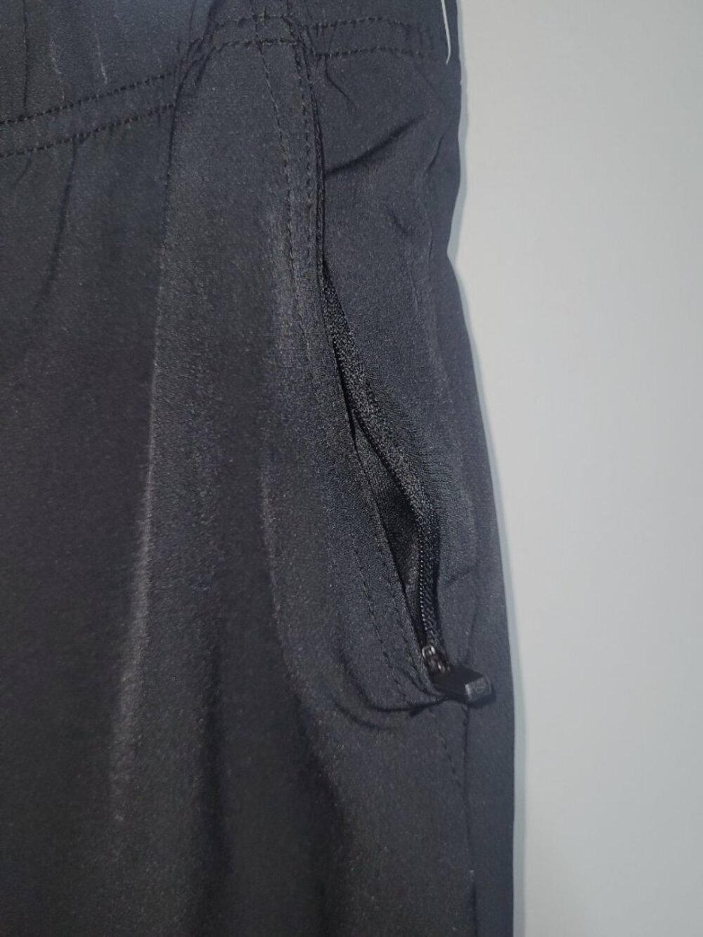 Black Medium Architect Tech Pant - Picture 4 of 7
